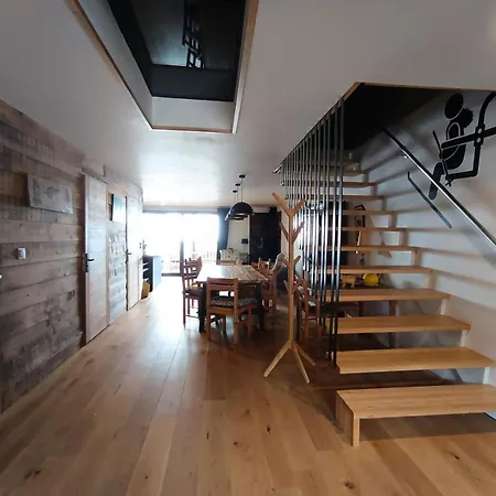 Maison Bleue Charrette - Appartement-chalet Individuel Refait A Neuf - Luxe - Garage - Mae-5154 *